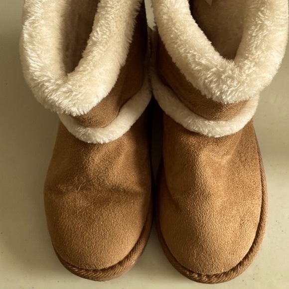 Ardene Fall Boots - Picture 6 of 7